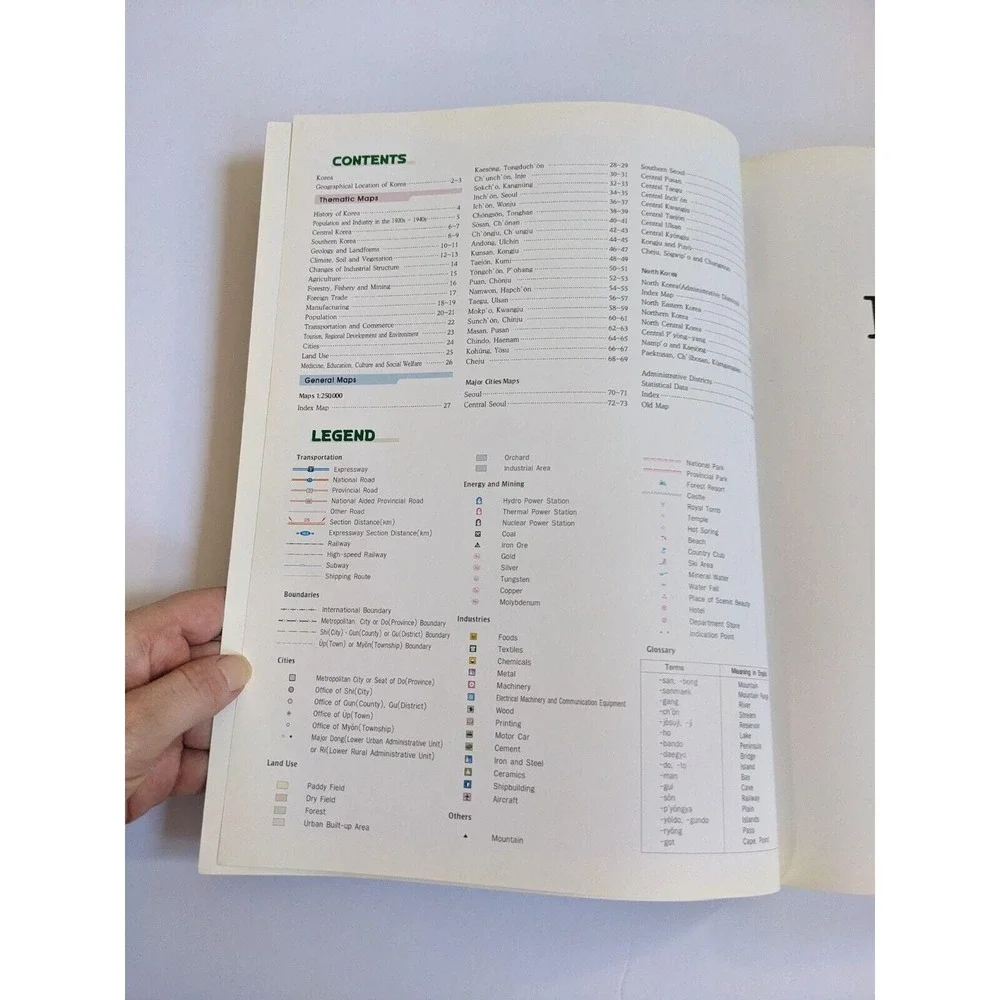 ATLAS OF KOREA (2000) by Songji Munhwasa‎ Published by Sung Ji Mun Hwa Co Ltd.